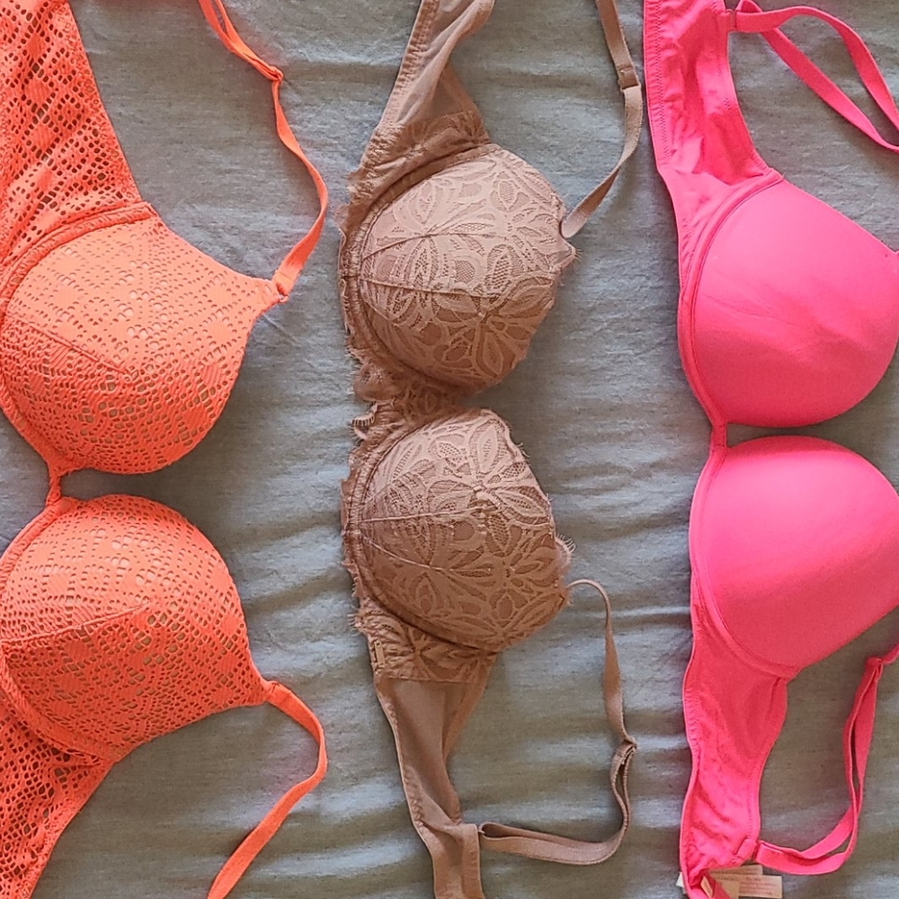 Victoria Secret padded bras